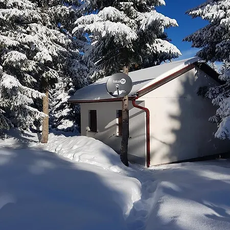 別荘 Vikendica Lara ヤホリナ